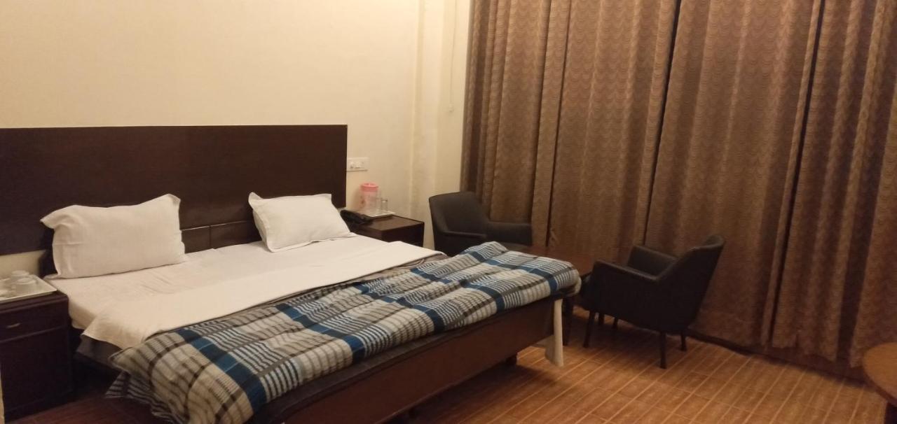 Centarosa Resort Chail Exterior photo